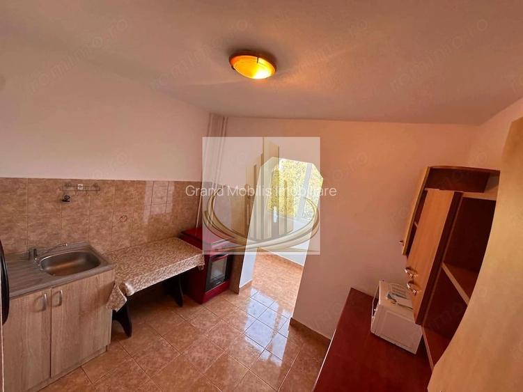 Apartament 2 camere decomandat etajul 3 Lipovei - 10