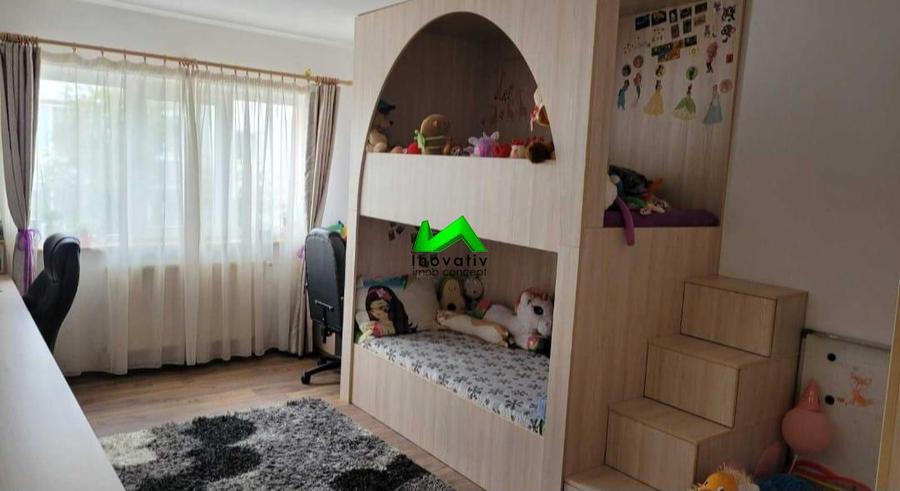 Apartament de vanzare 3 camere Sibiu Vasile Aaron