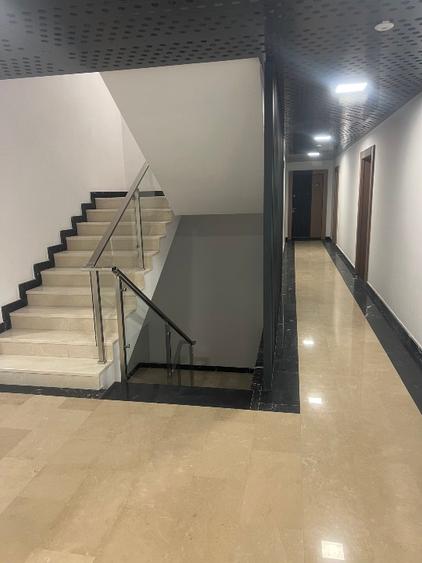 PROPRIETAR, Apart. 2 camere, bucatarie inchisa, loc de parcare