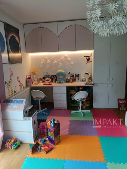 Apartament în Andrei Mureșanu – cu parcare & boxă