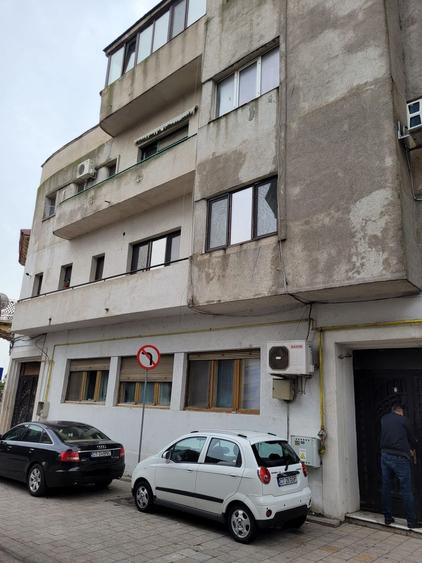 EXCLUSIVITATE! APARTAMENT UNICAT 3 CAMERE DECOMANDAT ZONA PIATA OVIDIU