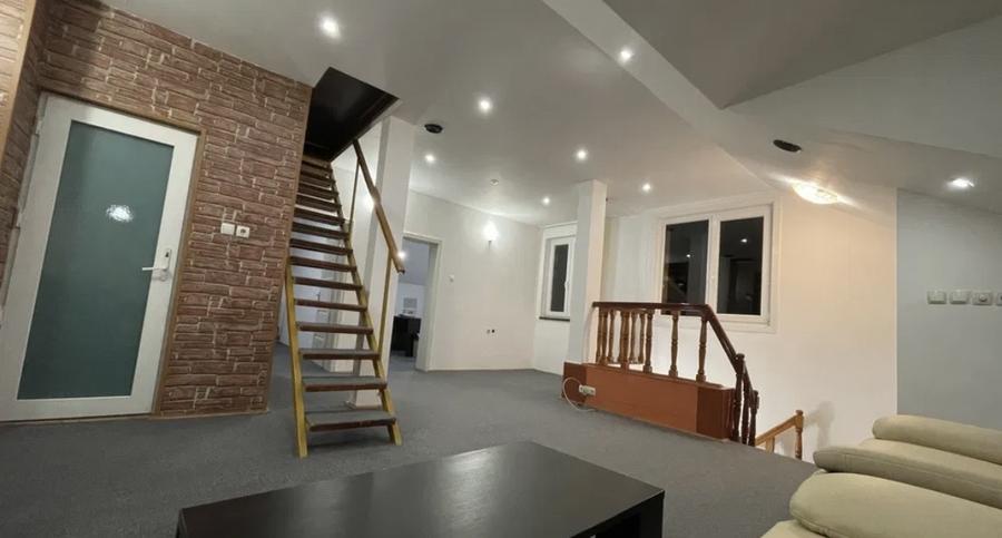 Casa de închiriat, 6 camere, 4 bai, zona Gheorgheni
