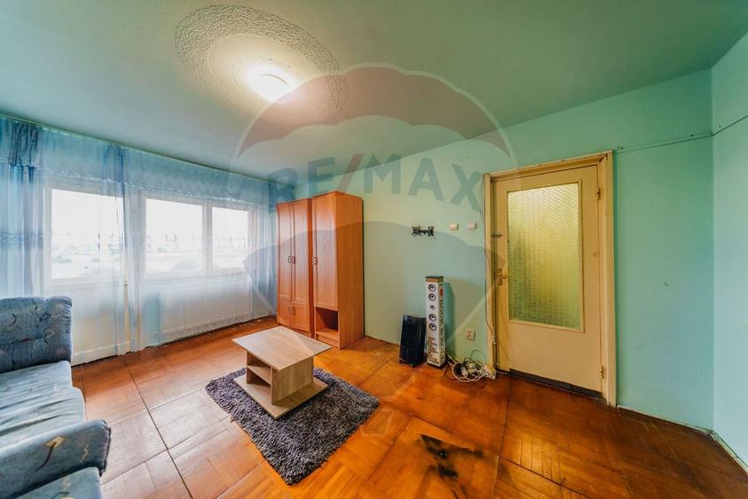 Apartament cu 3 camere de inchiriat in Aurel Vlaicu cu loc de parcare