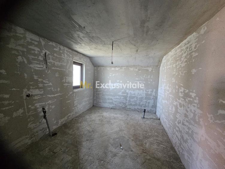 Vila generoasa cu piscina/pretabila centru rezidential privat-Turda