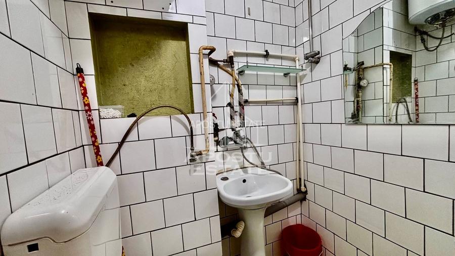 Garsoniera | Complexul Studentesc | 17 mp | Etaj 2/4 | 35.000 euro neg - 3