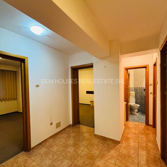 Locatie exceptionala,DECEBAL ,stradal,monolit,bloc reabilitat termic,liber - 2