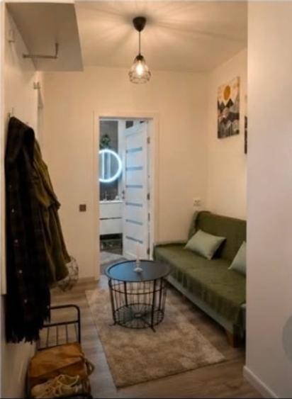 Exigent Plaza Inchiriere  Garsoniera LUX , 40MP , M Lujerului 8 MIN
