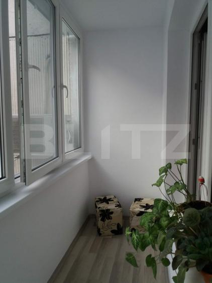 Apartament de vanzare - 4 camere - Zona Tudor