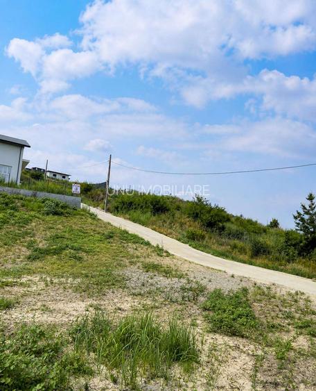 Teren Intravilan Tomești Iasi, 430 mp cu Utilități - Curent, Apă, Canalizare, Vedere Panoramica și Zonă Nouă de Case - 3