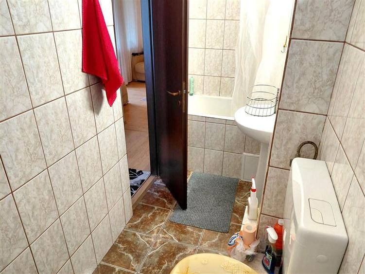 Apartament 2 Camere etaj 2 George Cosbuc langa Scoala 11