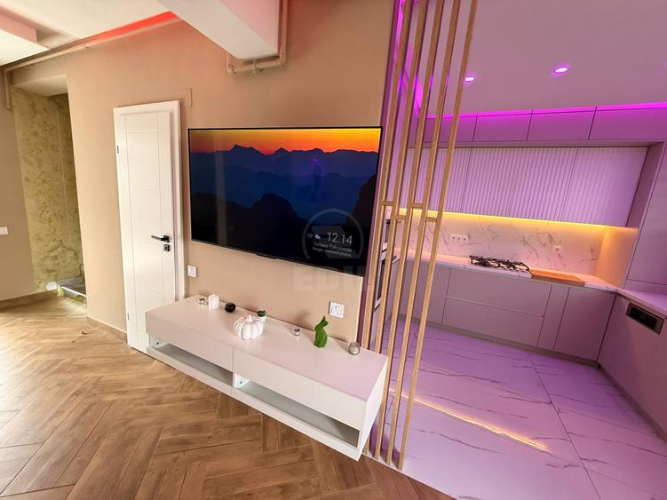 Casa insiruita de vanzare zona Sesul de Sus