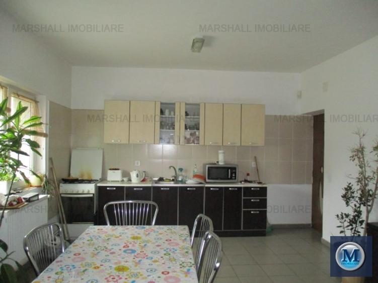 Vila cu 6 camere de vanzare, zona Central, 398.95 mp #2108