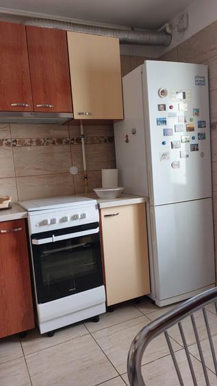 2 CAMERE DECOMANDATE - INEL II