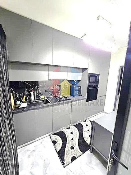 RENOVATA! Casă 3 camere Piata Saraca mp mobilata si utilata