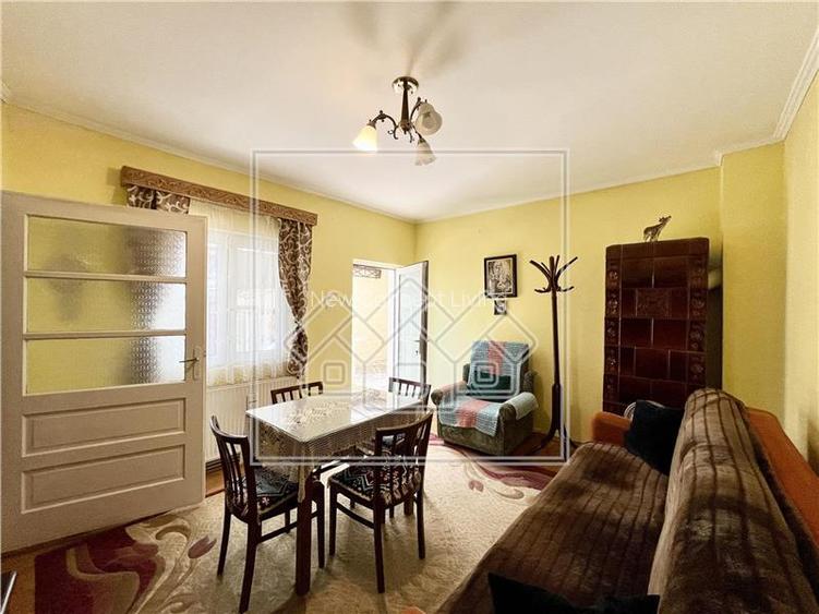 Casa individuala in Rasinari - liniste, aer curat si farmec autentic - 11