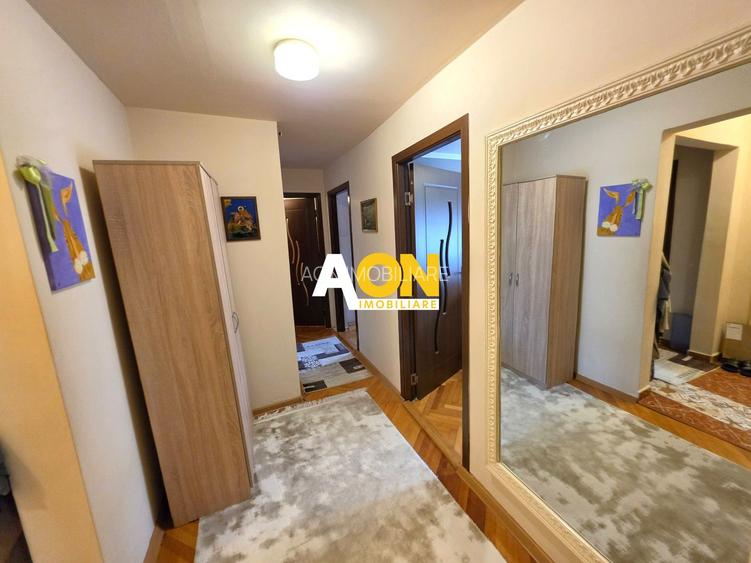 Apartament 3 camere, 2 bai, decomandat, etaj 3, Cetate, zona Stadion - 4
