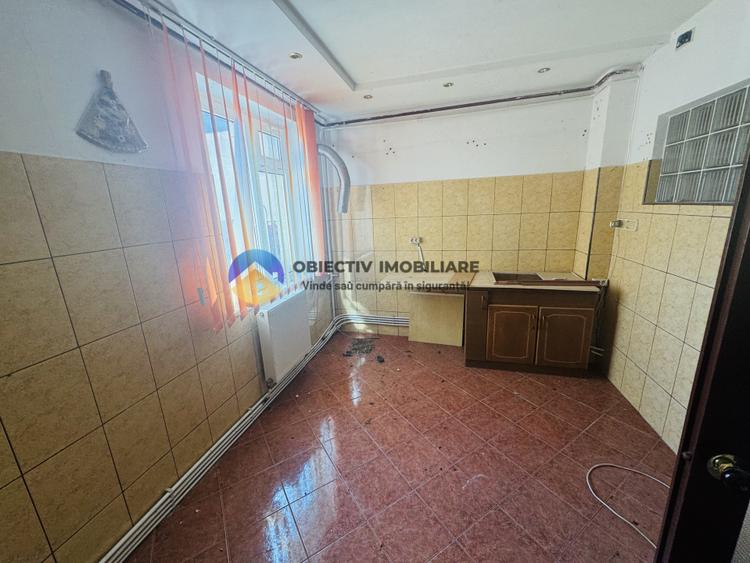 Apartament 4 camere , Bdul. Traian
