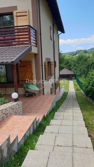 DE  VANZARE  VILA PIETRENI VALCEA , 600 M2 PRETABILA  CASA DE VACANTA , PENSIUNE - 4