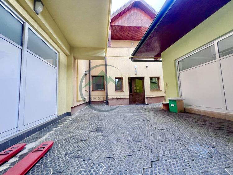 Zona comerciala si spatiu rezidential