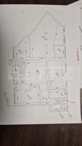 Spatiu comercial 690 mp, zona Centrală