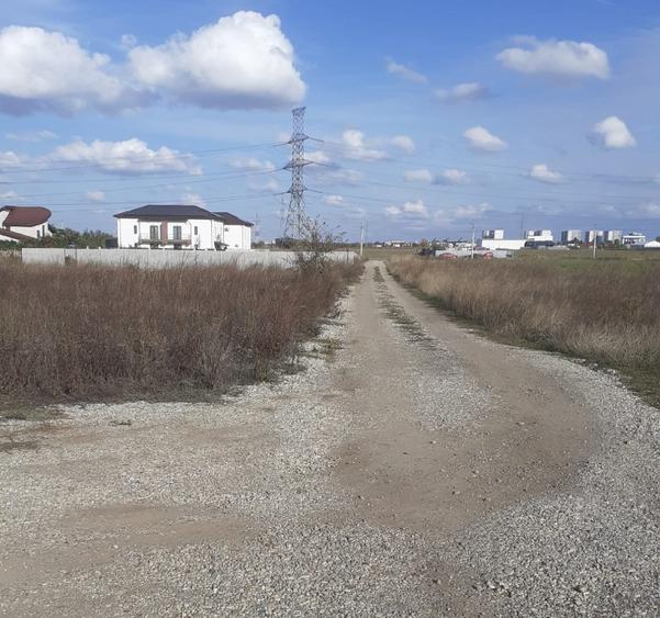 Domnesti-str. Simfoniei, 775mp. dubla deschidere, construibil-gaz-curent, vile
