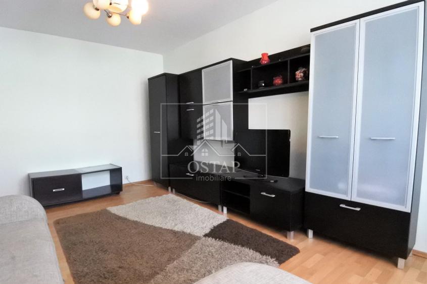 Zona Cora - apartament cu 2 camere decomandate - mobilat și utilat complet
