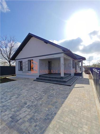 Comision 0%! Casa moderna cu 4 camere zona Posta Calnau