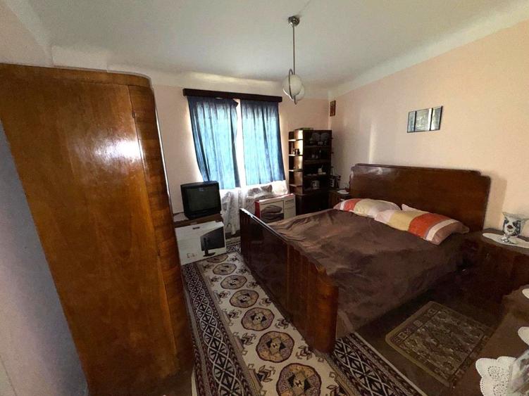 Casă cu arhitectură pragmatică în zona Port