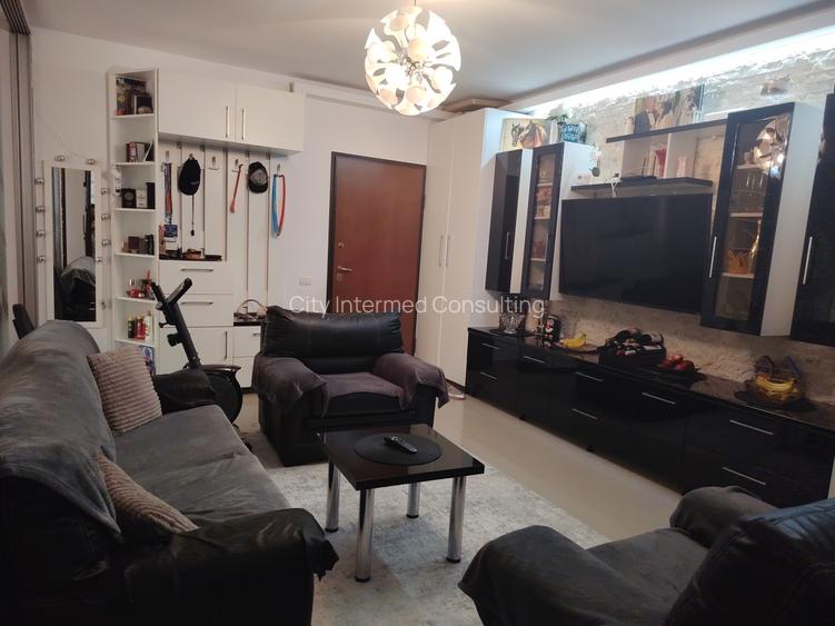 2 camere transformat în 3 camere, 70 mp,  cu finisaje premium, etaj 1, parcare - 4