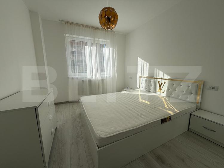 Apartament 2 camere, 60 mp, parcare, zona Tractorul