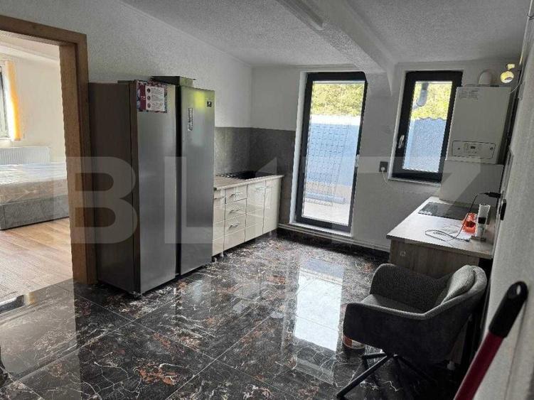 Apartament, 3 camere, 48 mp utili, zona Vivo