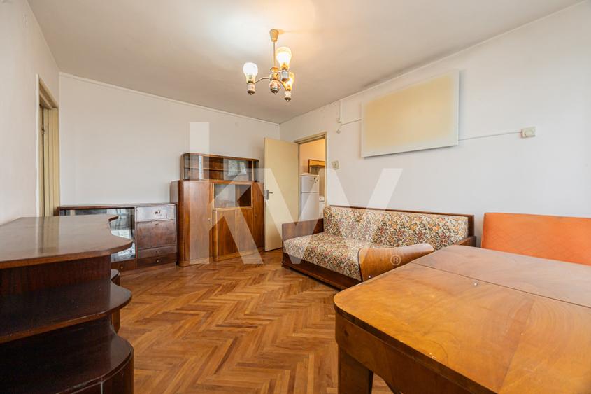 Vânzare apartament cu 4 camere - zona Calea București