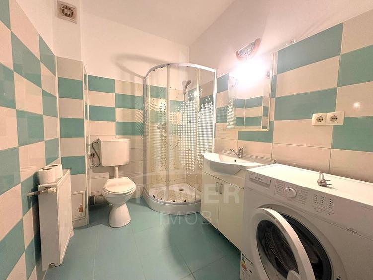 Apartament 3 camere de închiriat - Strada Frunzei