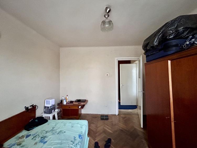 Apartament 2 cam, semidecomandat, Centrala Proprie, Centru, Ploiesti