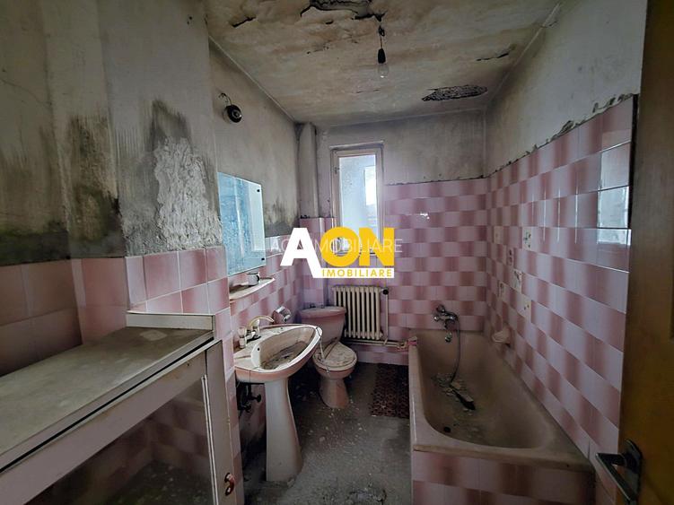Casa cu 7 camere, 700 mp teren, deschidere la 2 strazi, zona Centru - 8