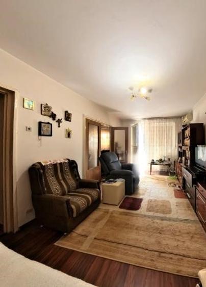 Apartament cu 3 camere situat în Drumul Taberei