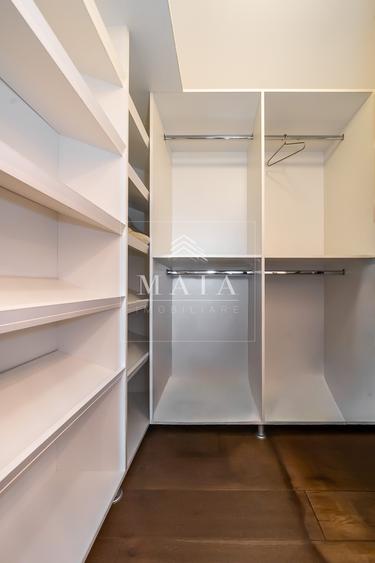 Apartament vizavi de Parcul Sub Arini, parcare subterana, 3 camere