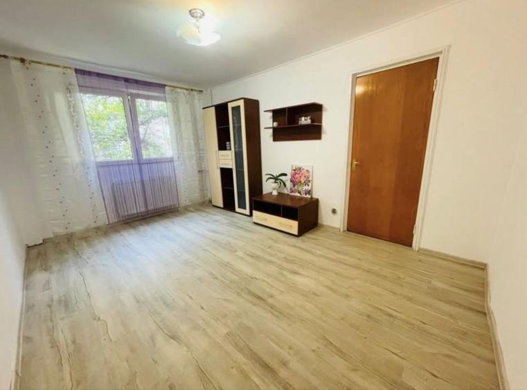 Apartament 3 Camere inchiriere | Tei | 10' Metrou Stefan cel Mare | AC