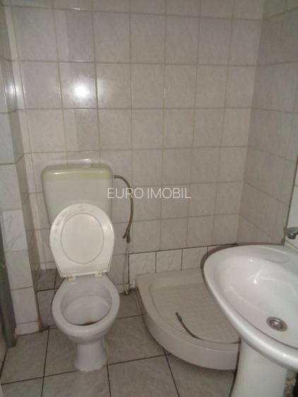 Inchiriere spatiu comercial 70 mp, zona centrala - 10