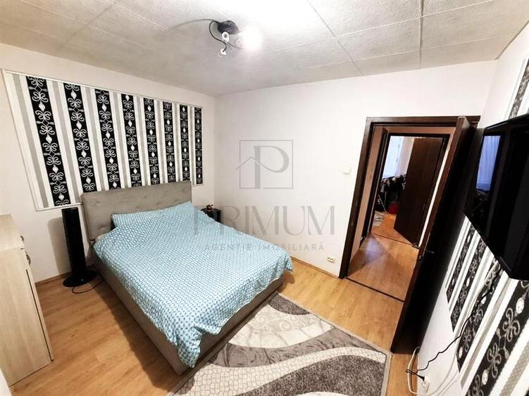 MIRCEA CEL BATRAN - 4 CAMERE - 2 BAI - ETAJ 3 - DECOMANDAT - SPATIOS
