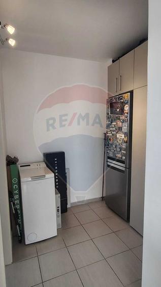 Apartament cu 3 camere de vânzare în Avangarden 3