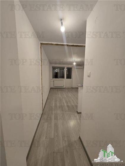 Apartament 2 camere renovat compelet, langa Parc Moghioros, aproape de metrou,