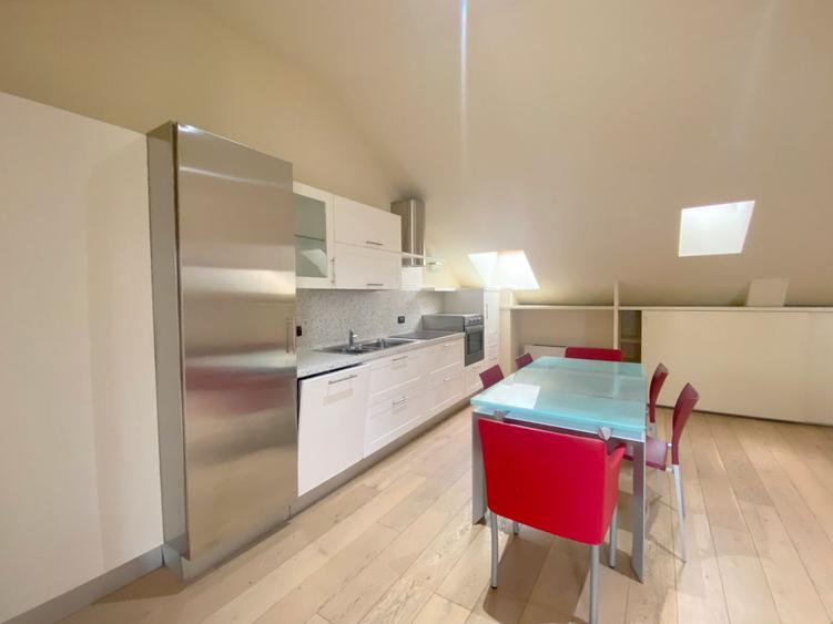 Apartament de inchiriat - zona Centrala
