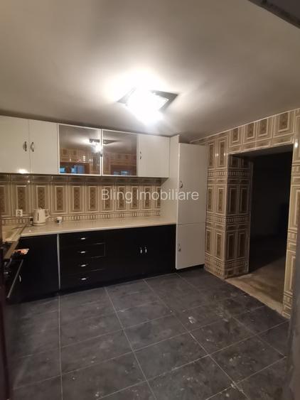 Casă de vânzare cu 4 camere, 141 mp , Gruia - 5