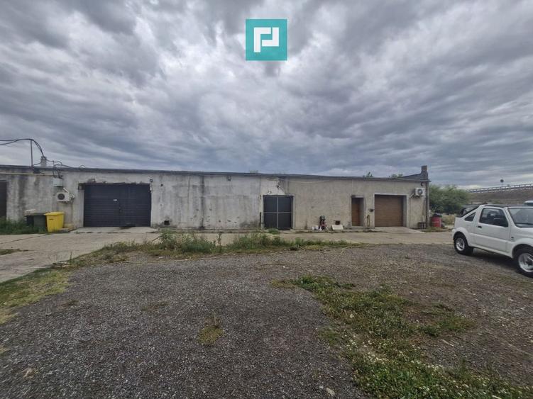 Teren industrial 17.934 mp cu 3 clădiri