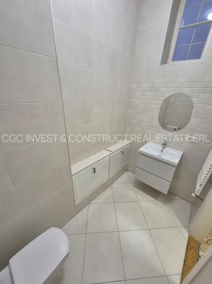 Birou de inchiriat - Piata Sinaia - 3 Camere-86 MP- Etaj 1- Centrala-700 Euro ! - 8