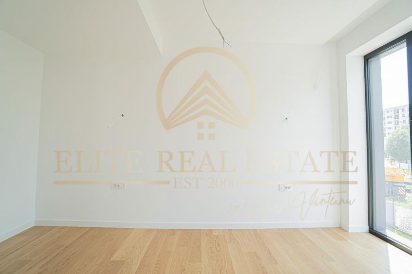 Mamaia Resort - For sale apartment with 4 rooms, 3 bathrooms overlooki