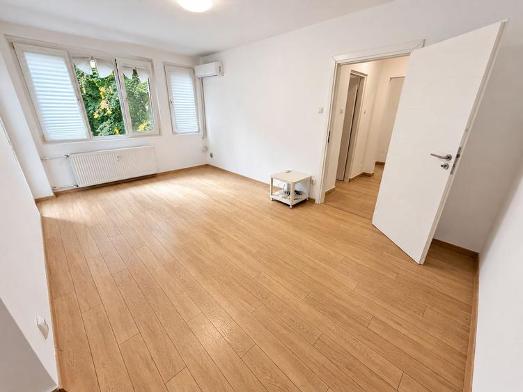 3 camere de închiriat Iancului Avrig 2 băi Renovat Nemobilat Metrou