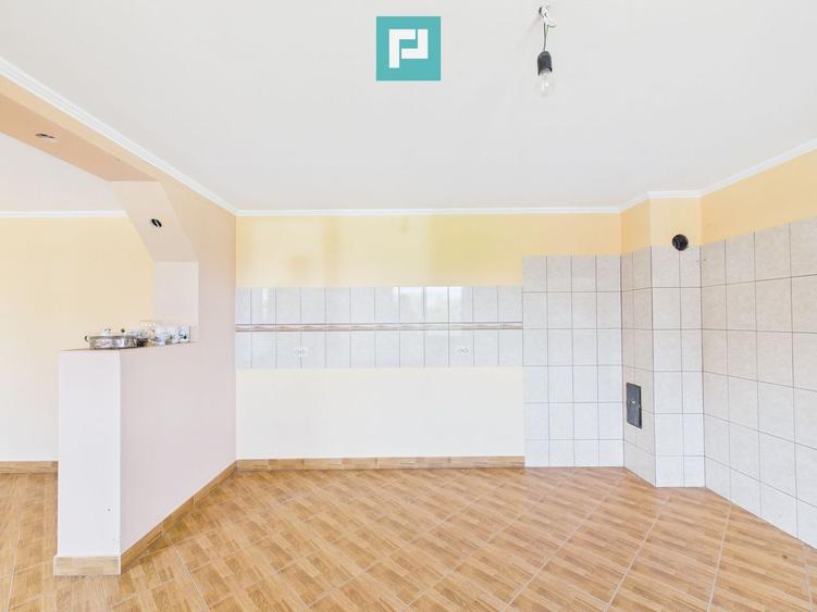Casă semifinisată, cu 5 camere, în Bonțești Arad