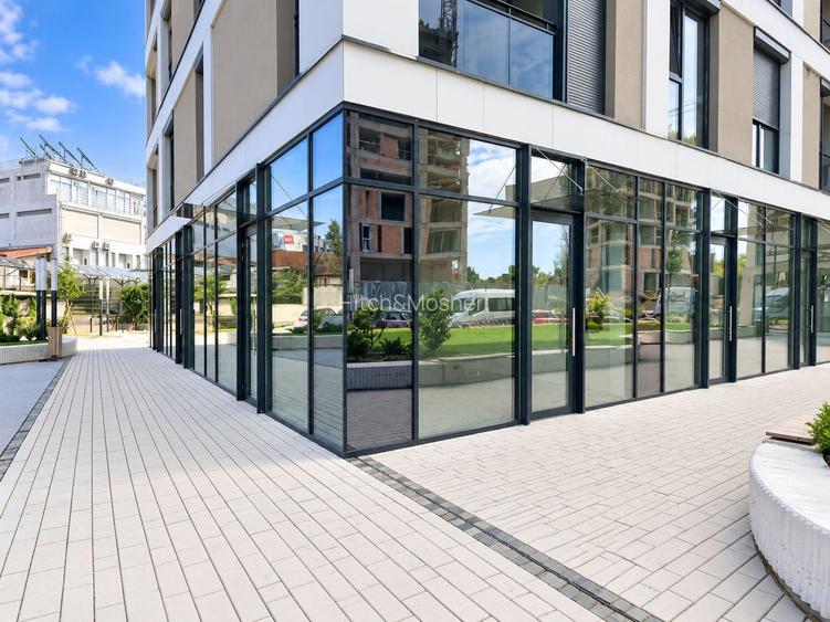 Spațiu comercial pretabil pentru diverse activitati: Servicii/ Horeca - Central